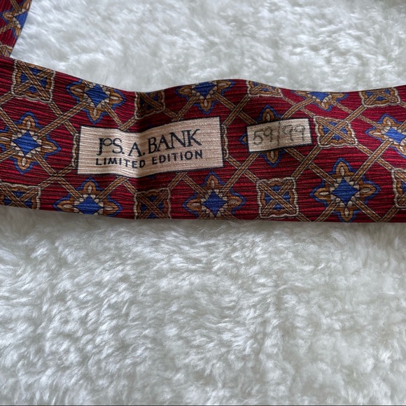 Jos. A. Bank Signature Gold Red and Blue Geometric Print Textured Silk T… - Picture 9 of 11